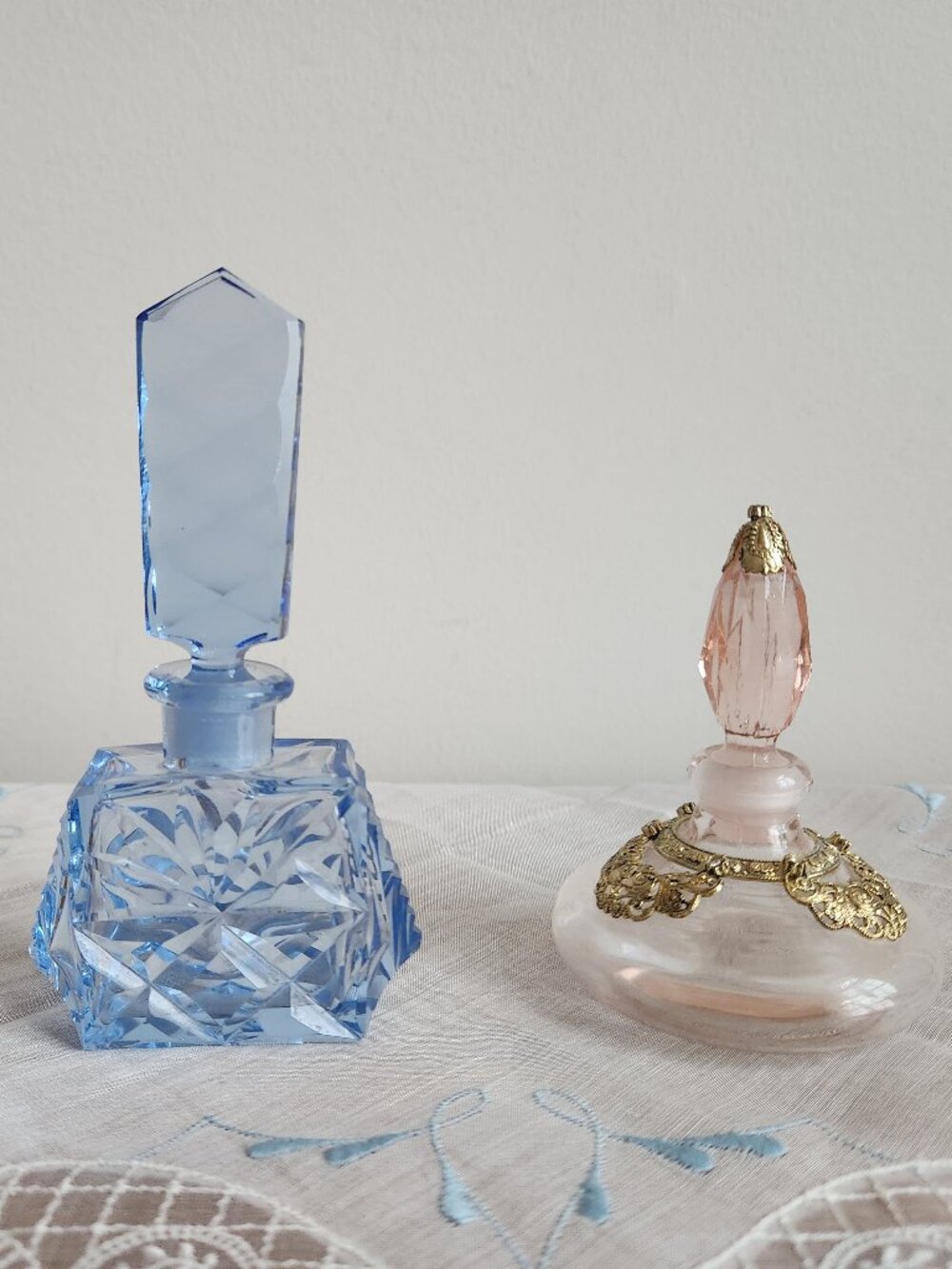 1920-30-S VINTAGE BOHEMIA ART DECO BLUE AND PINK GLASS  PERFUME BOTTLES